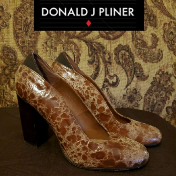 ‼️SOLD‼️NWOB Donald J Pliner Embossed Leather Pump, Sz 6.5 - Picture 2 of 10